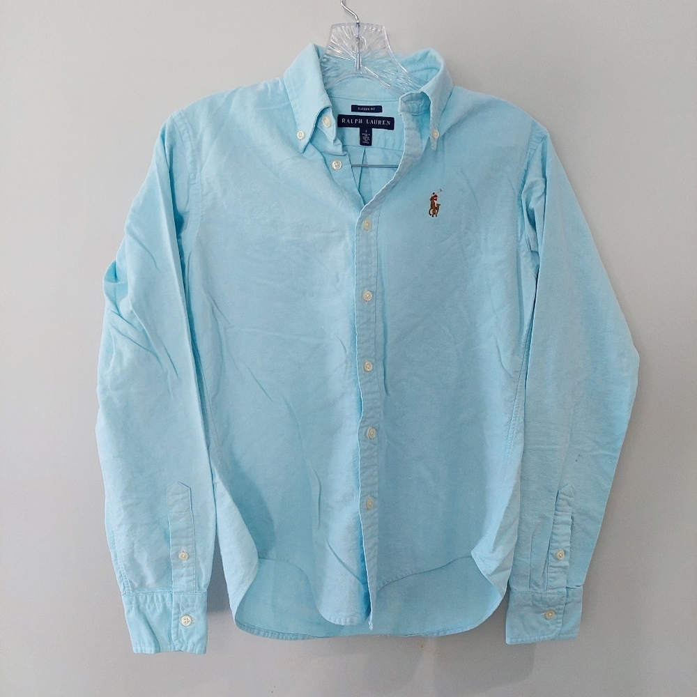 Ralph Lauren Classic Fit button-up top size 2 light blue with full color pony